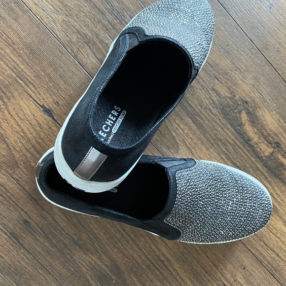 Skechers Shoes - Skechers Shoes